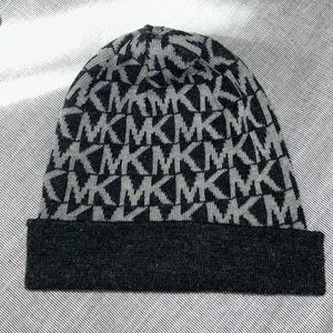 Michael kors beanie